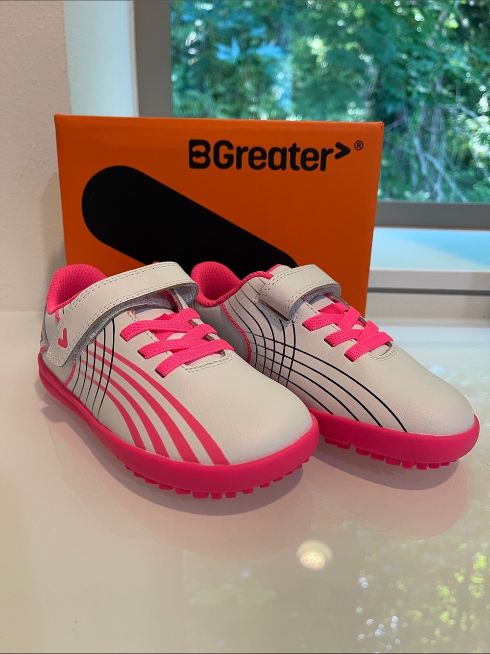 NEW BGreater Blake Junior Astro White Pink Velcro Turf Cleats Barefoot